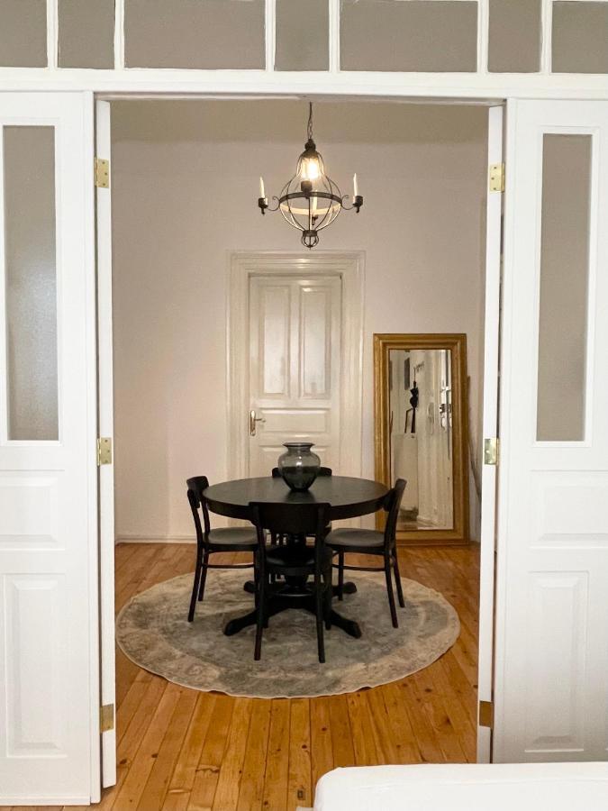 Ministerium 1&2 Bedroom Apartments Солун Екстериор снимка