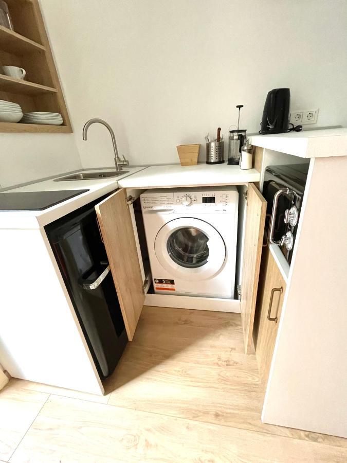 Ministerium 1&2 Bedroom Apartments Солун Екстериор снимка