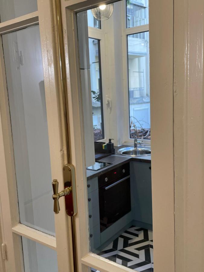 Ministerium 1&2 Bedroom Apartments Солун Екстериор снимка
